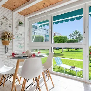 White Summer In Apartamento Benalmádena